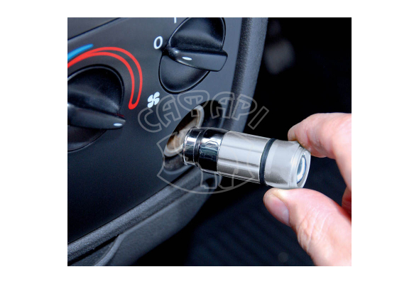 Тактичний ліхтарик Konus з зарядкою від авто